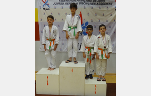 5919b2226d131_PodiumMathieuCarrosMai17.JPG